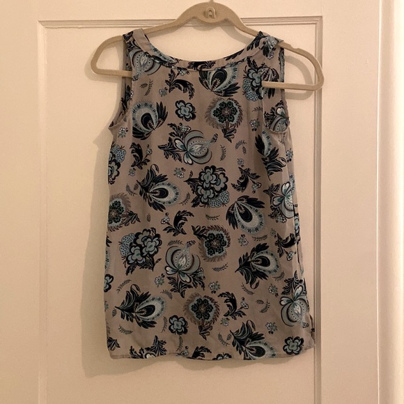 LOFT Tops - Gray blouse with floral pattern